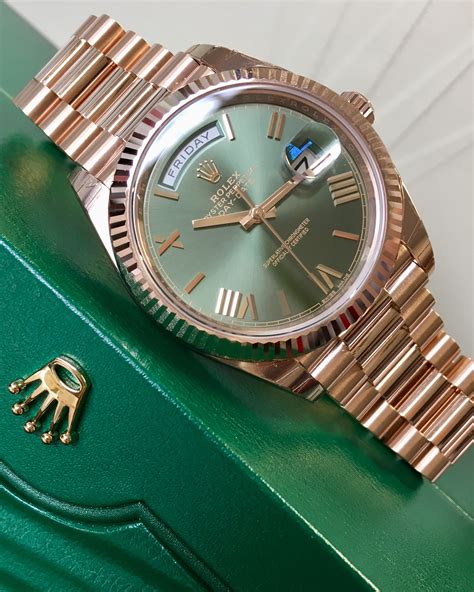 rozowy rolex|rolex day date 40 watch.